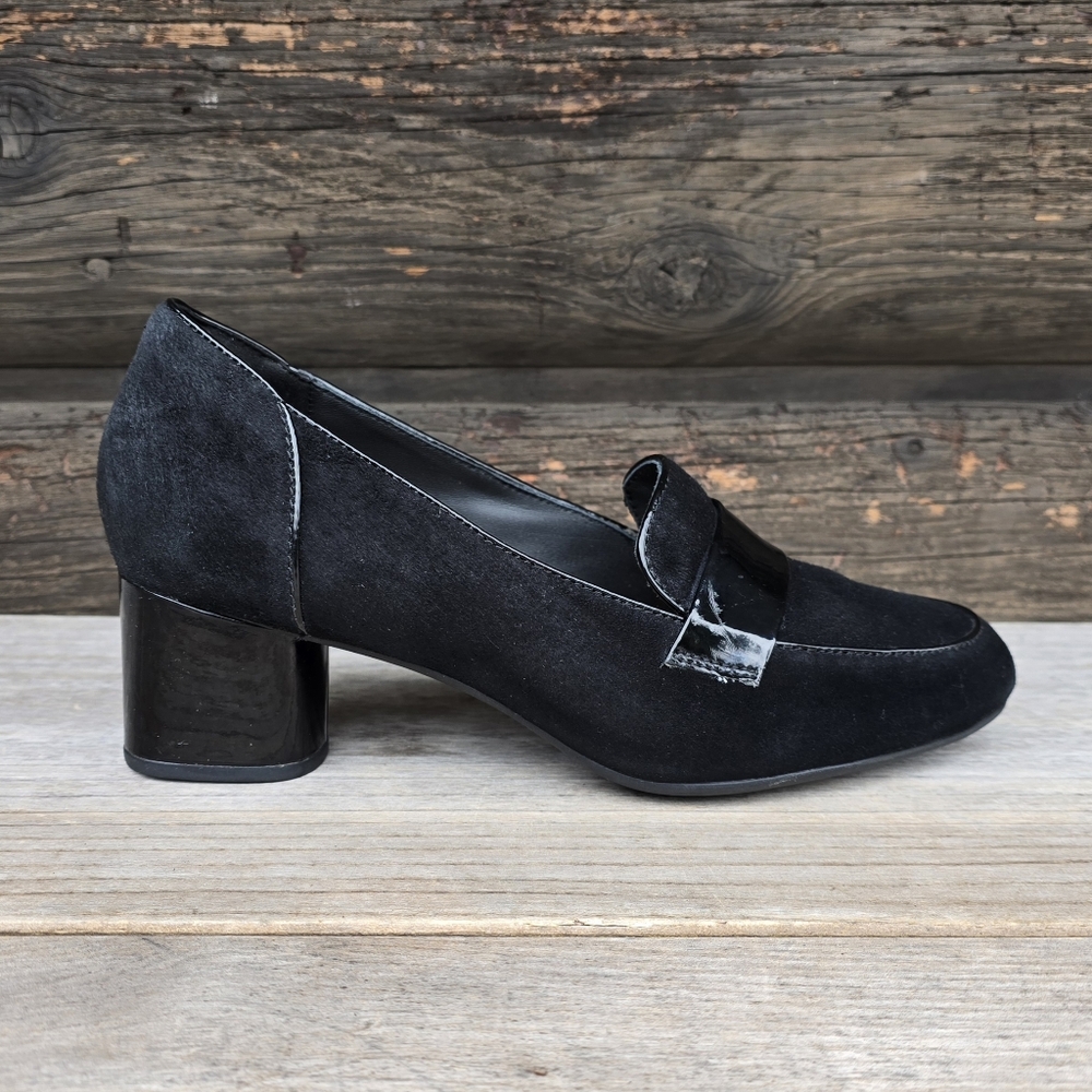 Clarks Un Cosmo Way Modern Preppy Minimalist Block Heel Comfort Loafer Pump 9M - Picture 2 of 15